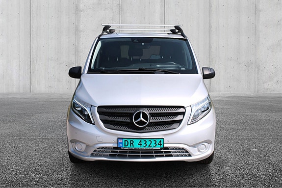 Mercedes-Benz Vito 119 2 of 5