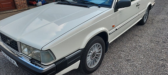 Volvo 780 2 of 5