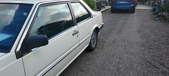 Volvo 780 3 of 5