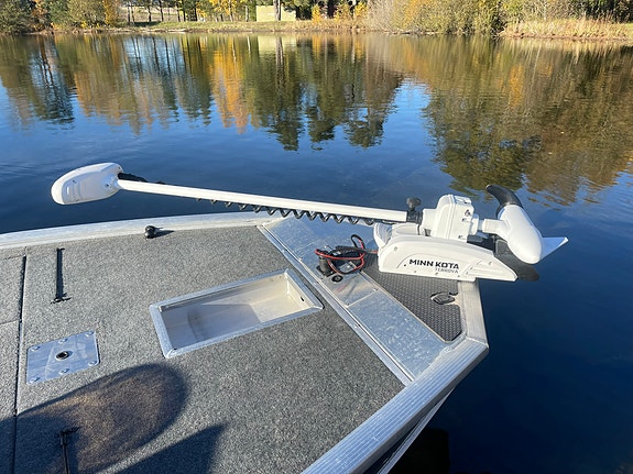 Kimple 498 Sniper m/motor, el-motor og ekkolodd 5 of 13