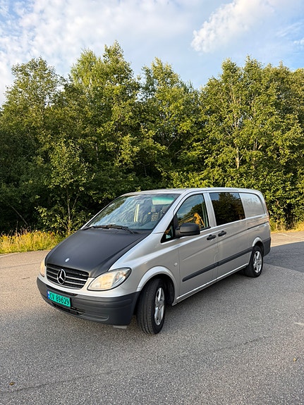 Mercedes-Benz Vito 111 2 of 5