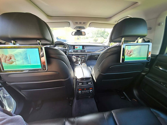 BMW 740d 24 of 30