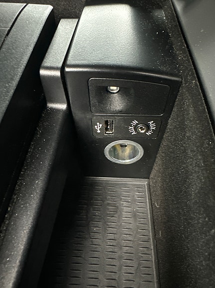 BMW 740d 29 of 30