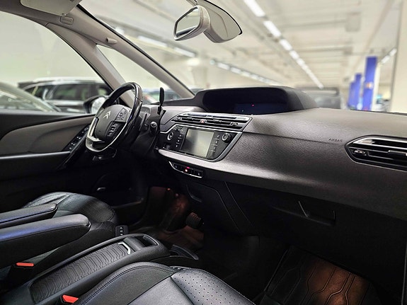 Citroen Grand C4 Picasso 13 of 30
