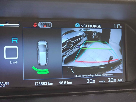 Citroen Grand C4 Picasso 26 of 30