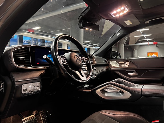 Mercedes-Benz GLE350 de 15 of 30