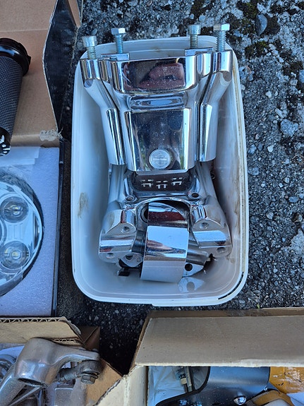 Harley-Davidson CUSTOM 16 of 29