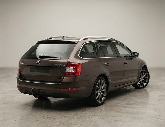 Skoda Octavia 3 of 5
