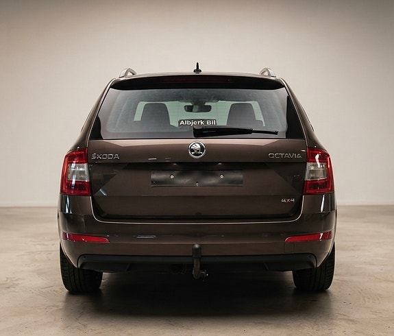 Skoda Octavia 4 of 5