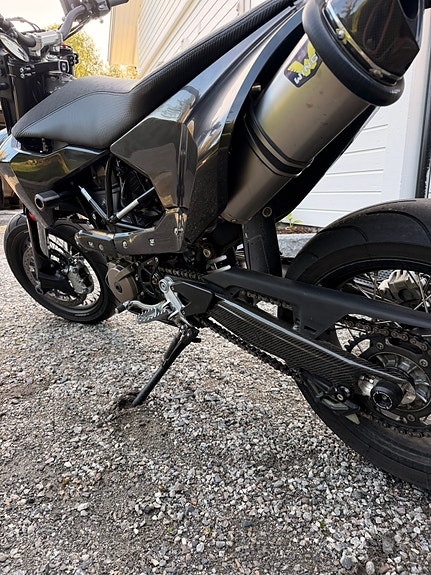 Husqvarna 701 Supermoto 5 of 12