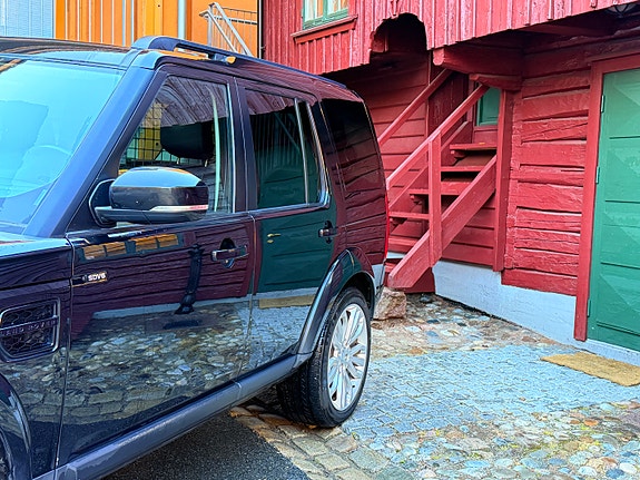Land Rover Discovery 4 3 of 5