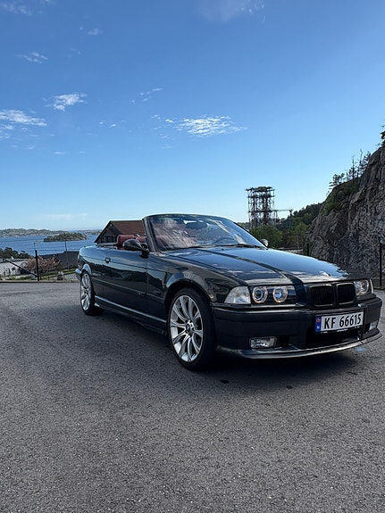 BMW 325i 6 of 14