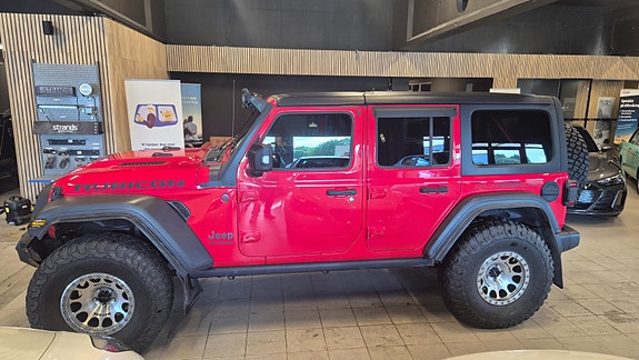 Jeep Wrangler Unlimited 11 of 18