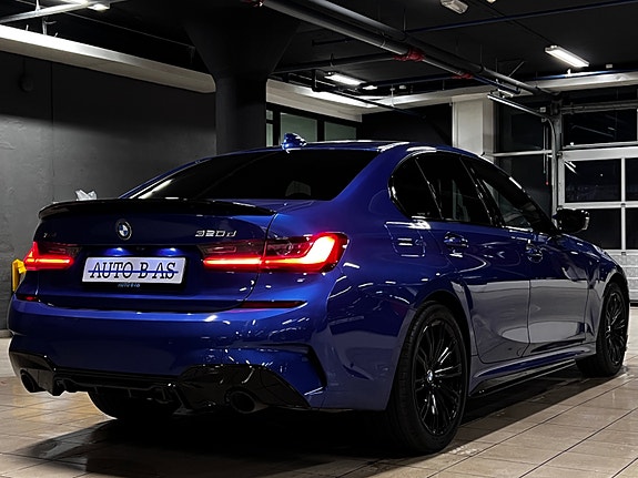 BMW 320d 5 of 5