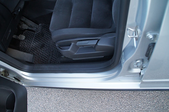 Volkswagen Golf Plus 11 of 30