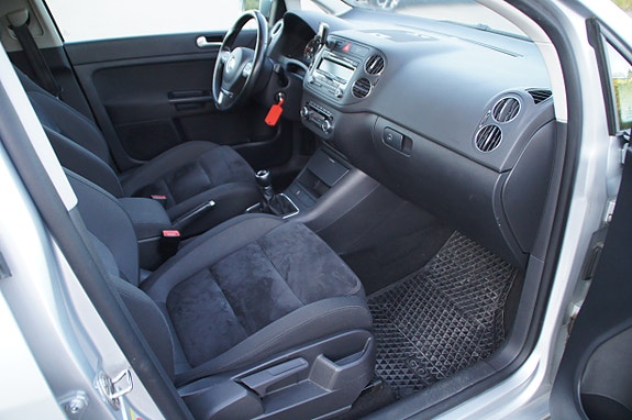 Volkswagen Golf Plus 30 of 30