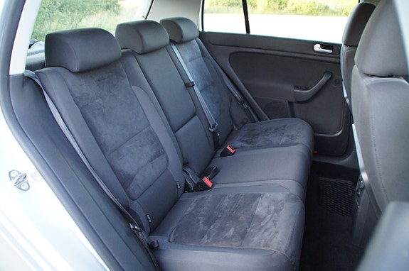 Volkswagen Golf Plus 24 of 30