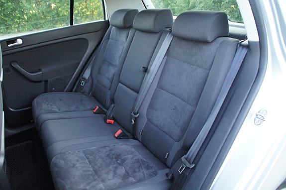 Volkswagen Golf Plus 22 of 30