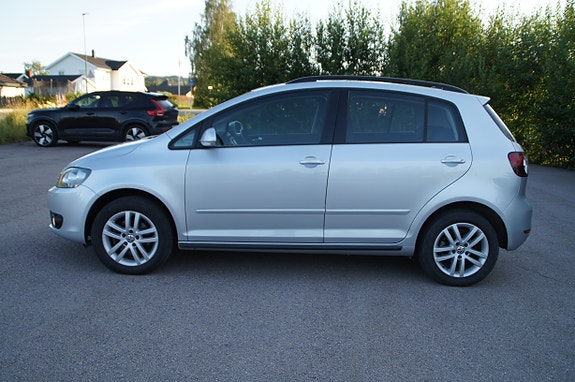 Volkswagen Golf Plus 2 of 5