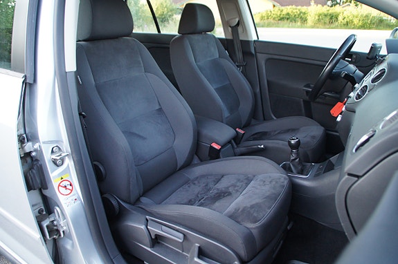 Volkswagen Golf Plus 28 of 30