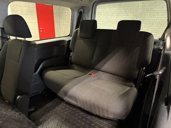 Volkswagen Caddy Maxi 15 of 30