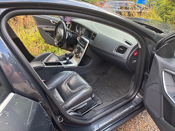 Volvo S60 29 of 30