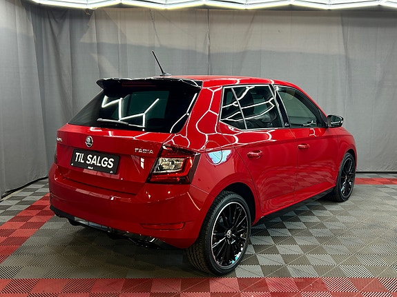 Skoda Fabia 3 of 30