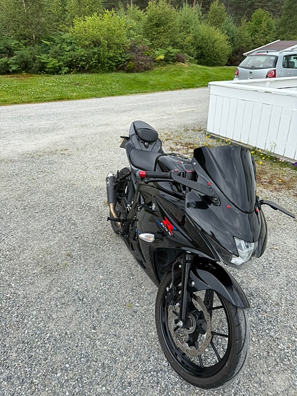 Suzuki GSX-R 125 5 of 5