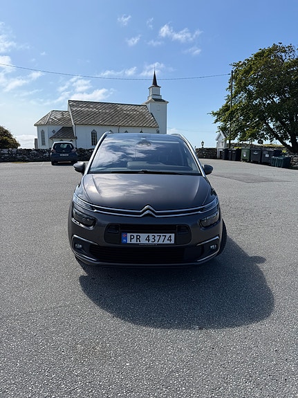 Citroen Grand C4 Picasso 8 of 30