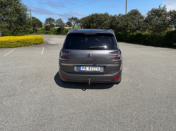 Citroen Grand C4 Picasso 4 of 30