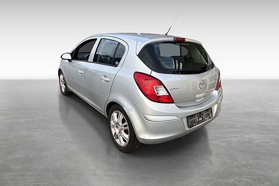Opel Corsa 4 of 5