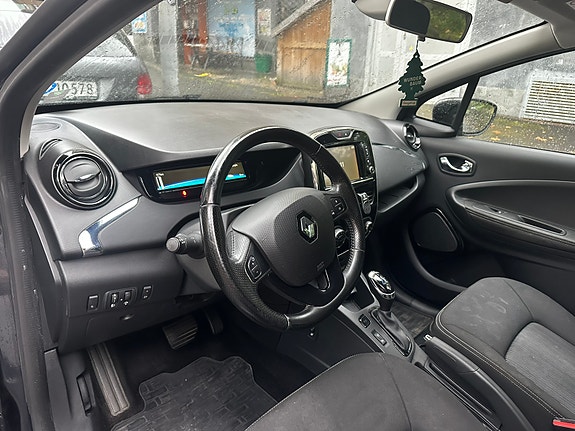Renault Zoe 7 of 13