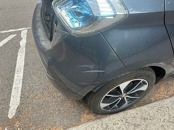 Renault Zoe 11 of 13