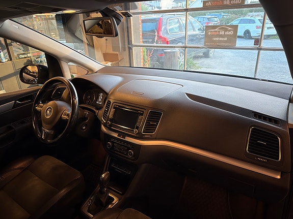 Volkswagen Sharan 12 of 16