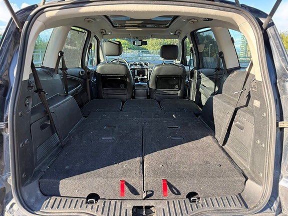 Ford S-MAX 19 of 30