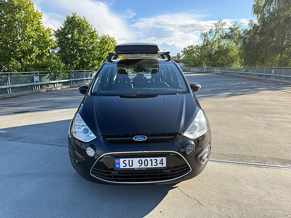 Ford S-MAX 2 of 30