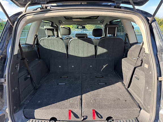Ford S-MAX 18 of 30