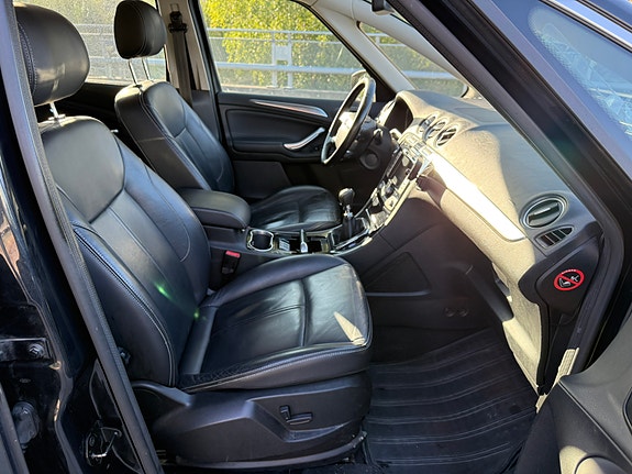 Ford S-MAX 12 of 30
