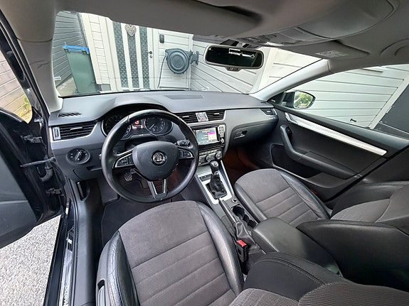 Skoda Octavia 11 of 30