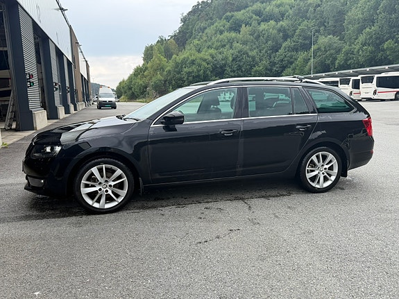 Skoda Octavia 4 of 30