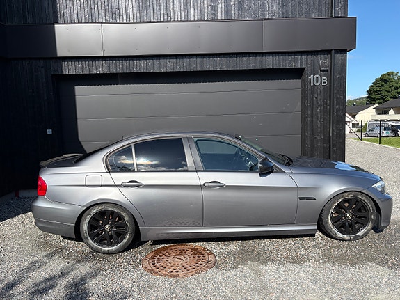 BMW 316i 5 of 5