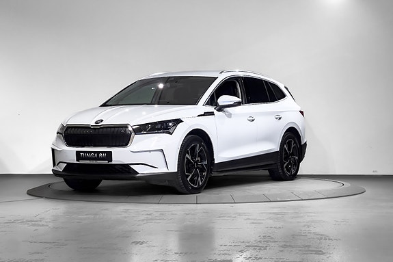 Skoda Enyaq 2 of 5