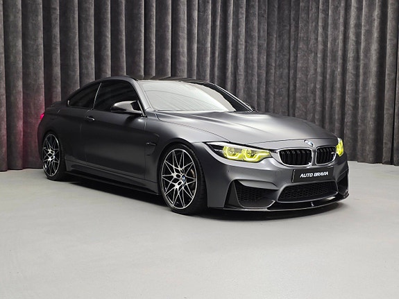 BMW M4 9 of 30