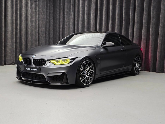 BMW M4 3 of 30