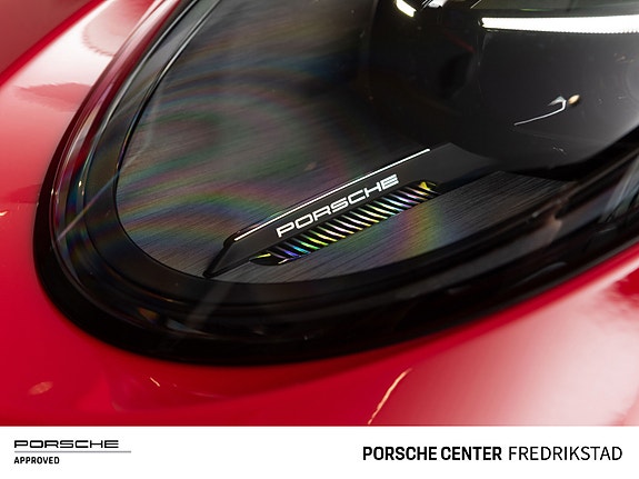 Porsche 911 17 of 30