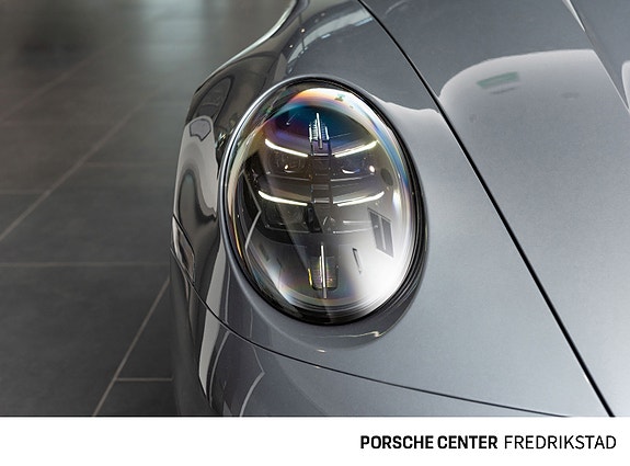 Porsche 911 12 of 30