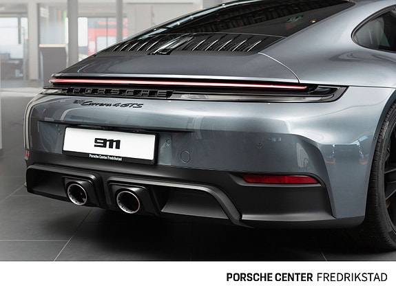 Porsche 911 6 of 30