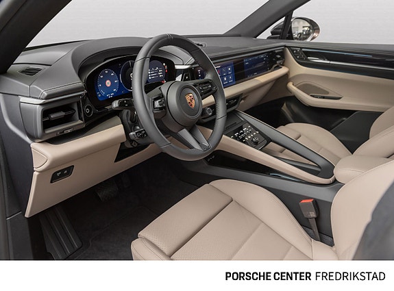 Porsche Macan 22 of 30