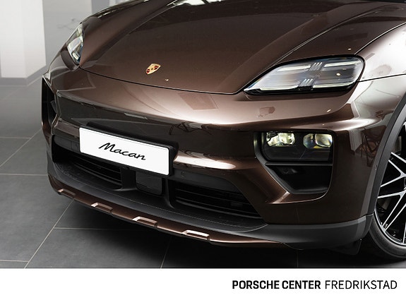 Porsche Macan 9 of 30
