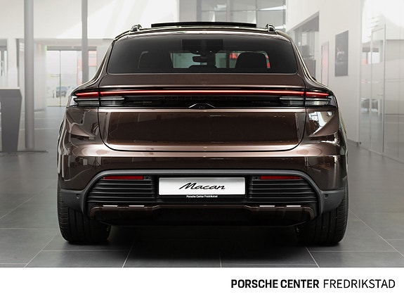 Porsche Macan 5 of 30